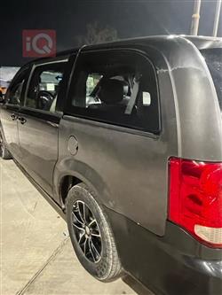 دودج جراند كارافان